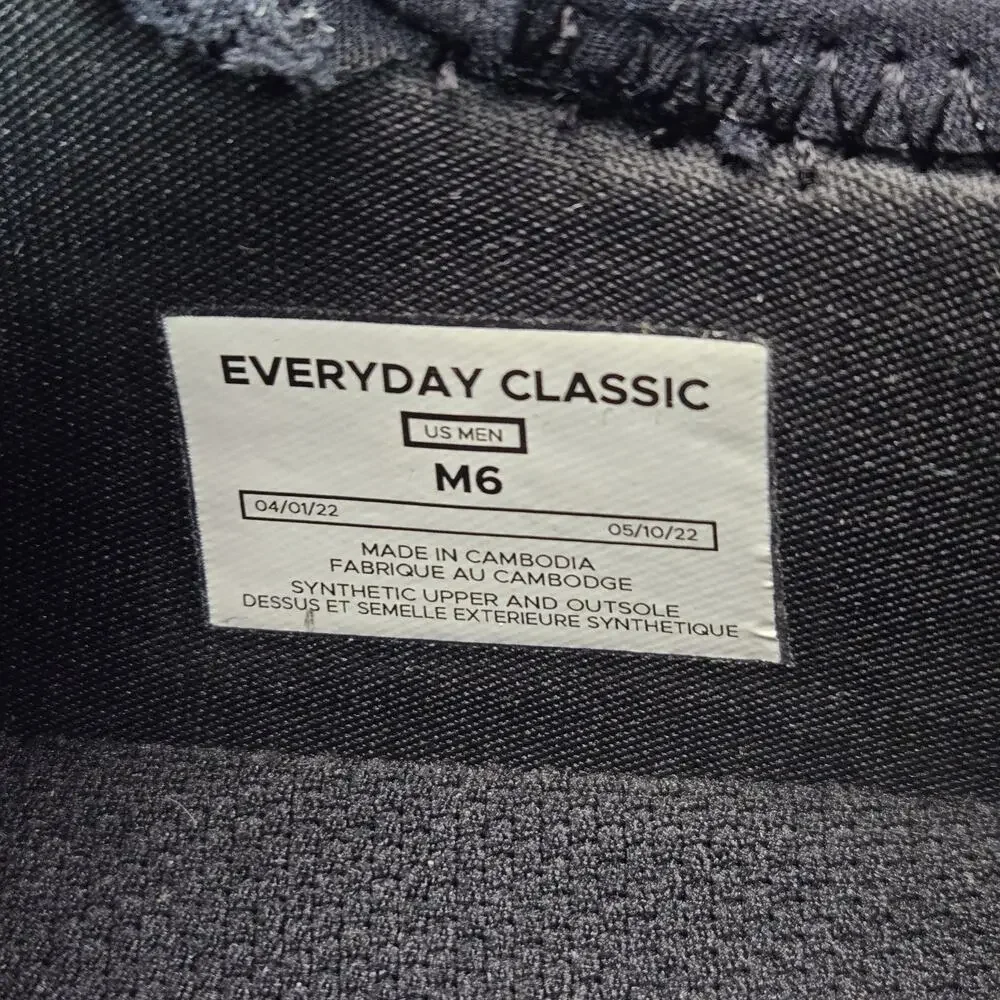 NEW Vessi Everyday Classic Mens Size 6 Waterproof Shoes Sneakers All Black